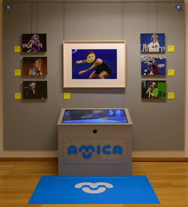 Alla mostra Flying Racquets la creatività incontra la tecnologia. Trieste, Magazzino 26, Sala Leonor Fini