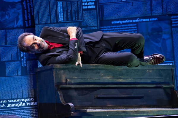AL TEATRO NUOVO GIOVANNI DA UDINE 28 OTT                        NERI MARCORE' CON "GABER - MI FA MALE IL MONDO"